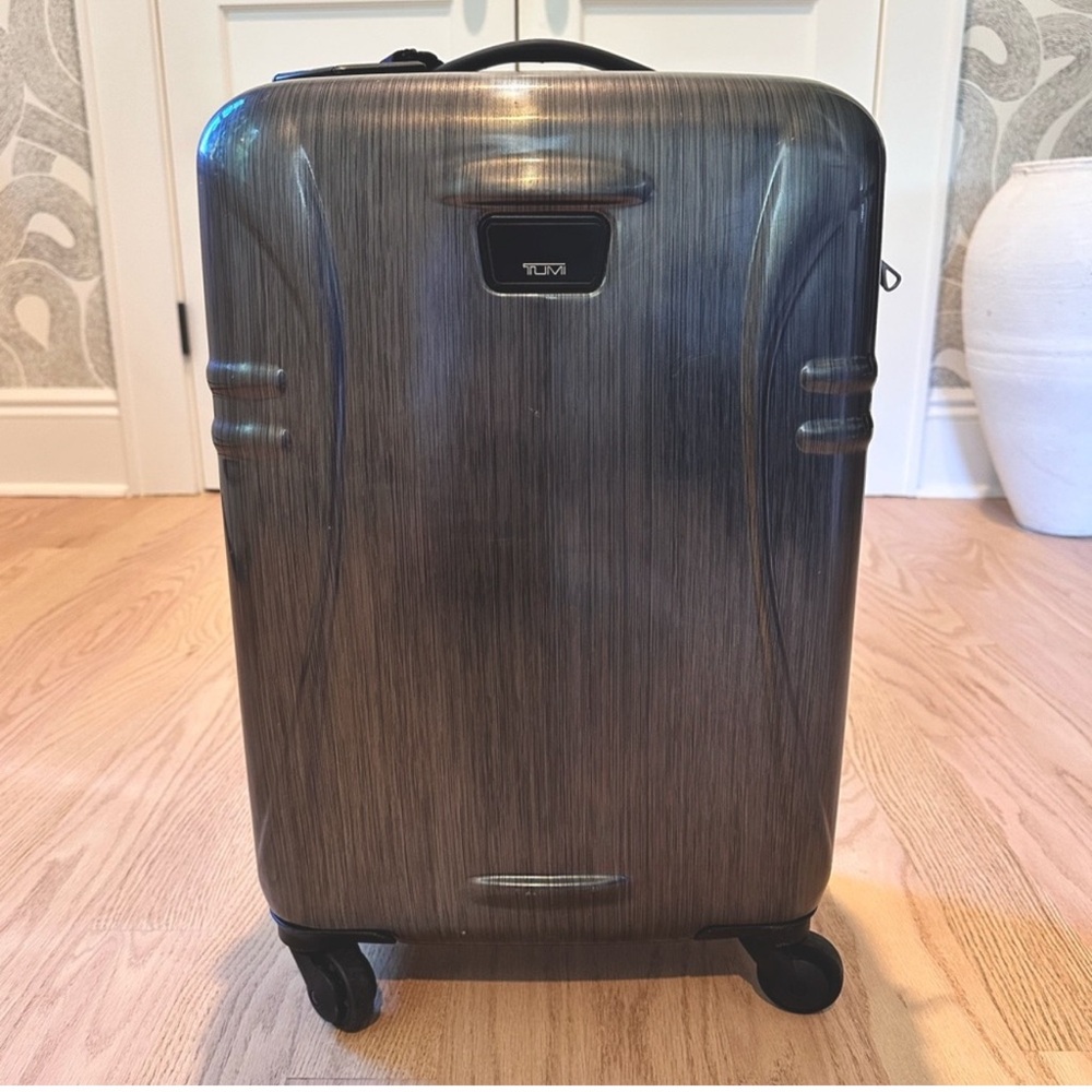 Tumi Black and Gray Hardside Luggage